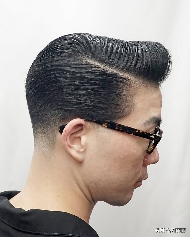 男士发型攻略_男士发型选择技巧_男士烫头发有几种烫法