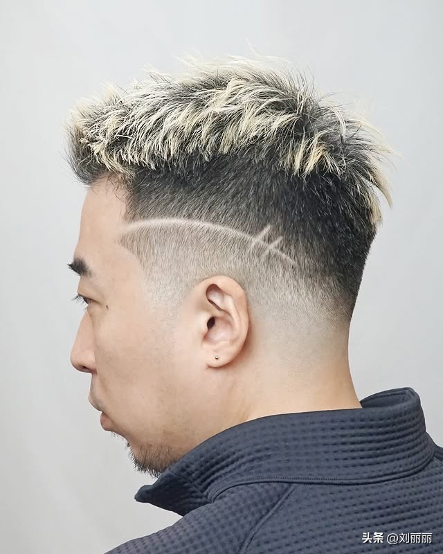 男士烫头发有几种烫法_男士发型攻略_男士发型选择技巧