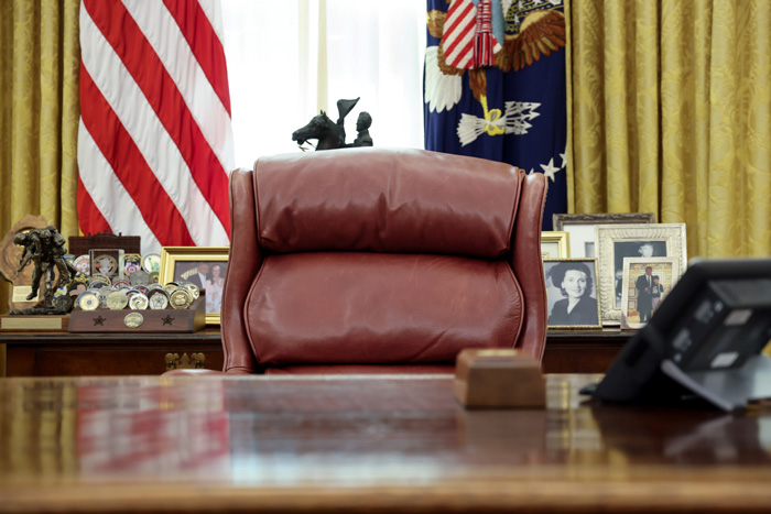  farewell letter from president to successor _presidential hand written note tradition _so hu