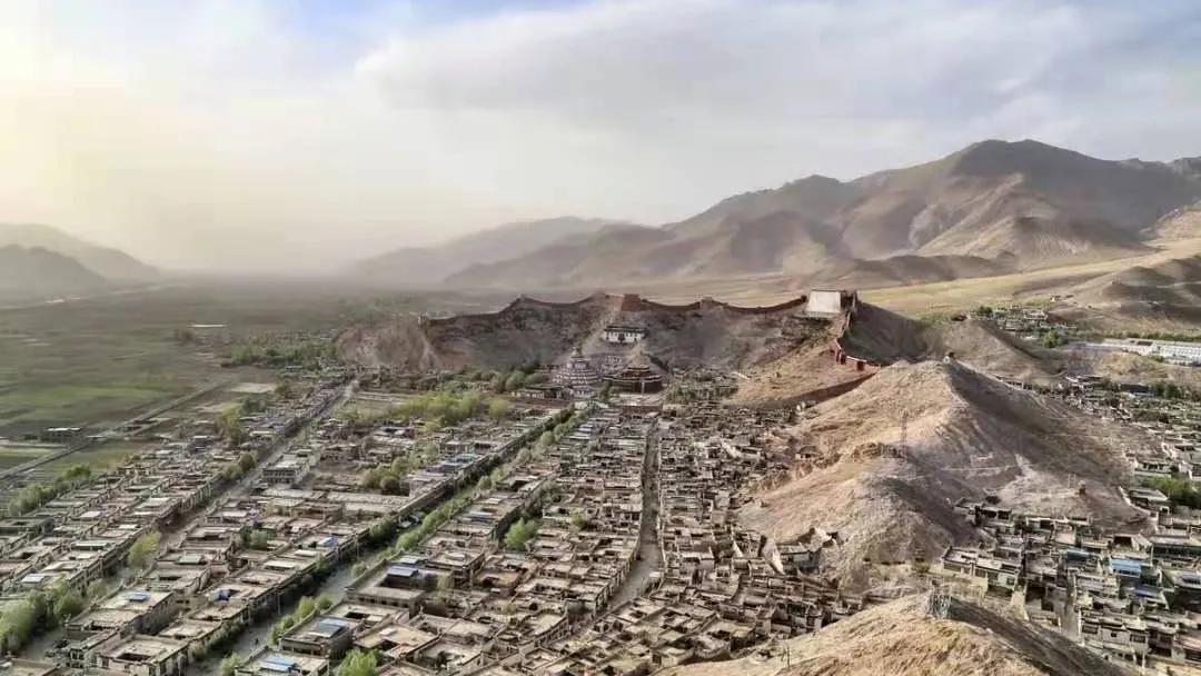 江孜旅游攻略_日喀则 旅游_江孜古堡抗英遗址