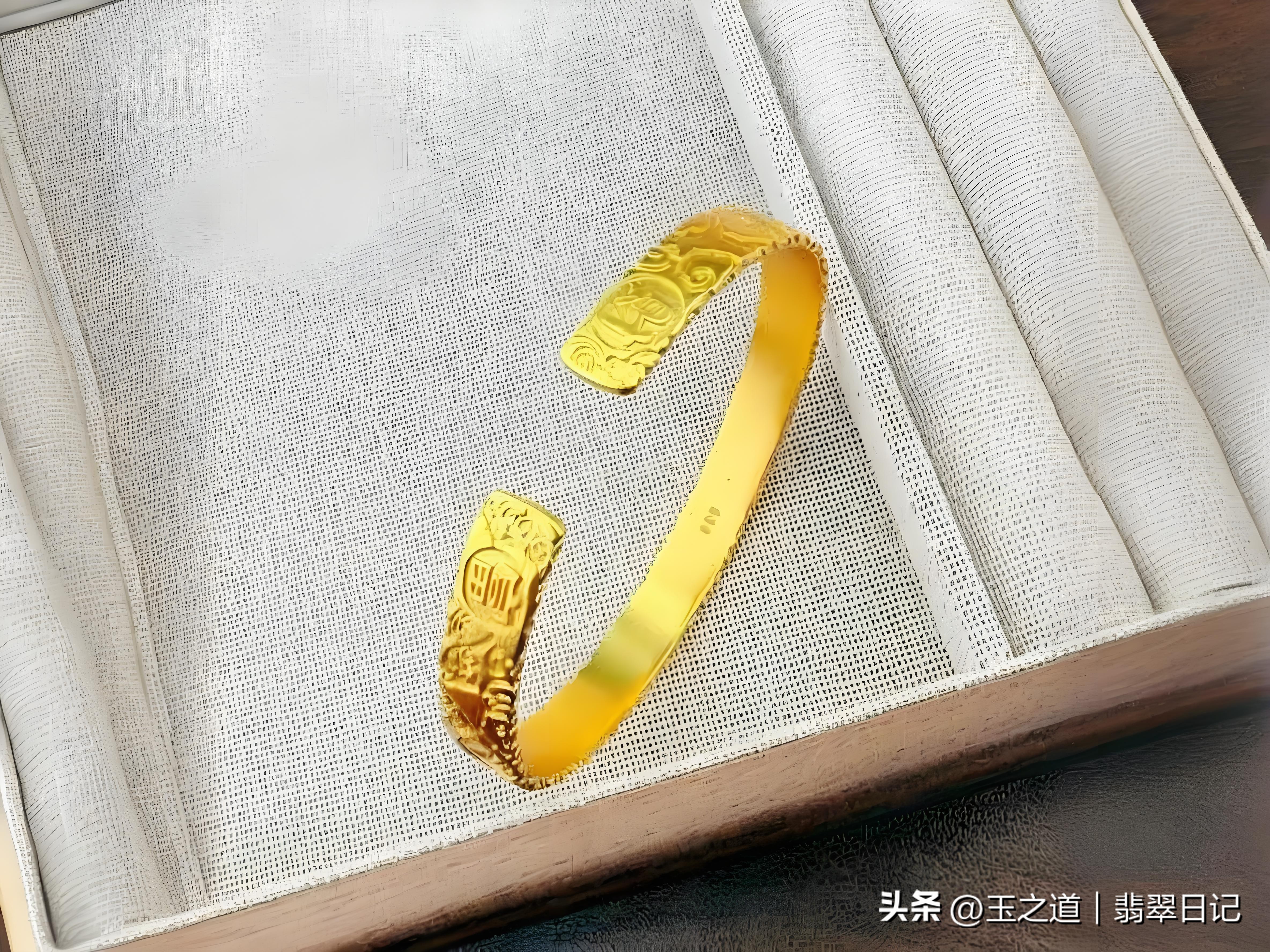 手镯左右手佩戴讲究_手镯材质选择_108颗佛珠手链戴哪只手