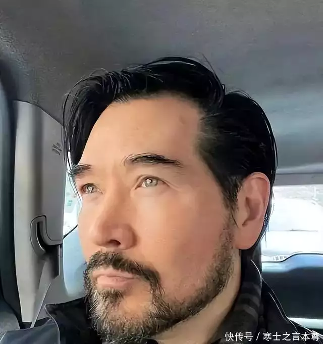 费翔不婚不育原因_费翔 爸爸_费翔晚年孤独经历