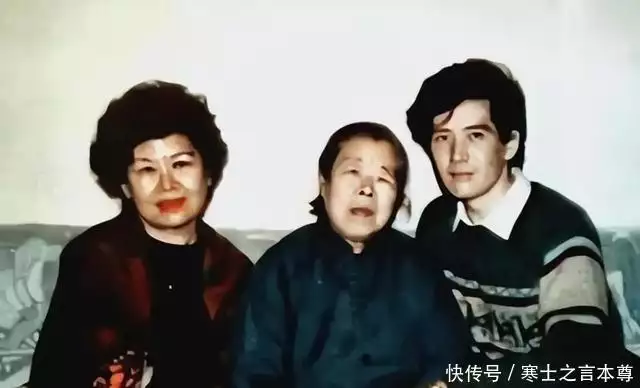 费翔晚年孤独经历_费翔 爸爸_费翔不婚不育原因