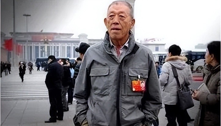王之 长城计算机 开国上将王震儿子_王中磊是王震的孙子吗