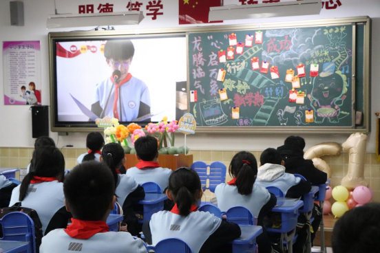 天津学校有_天津港保税区中小学开学典礼_天津港保税区空港学校开学活动