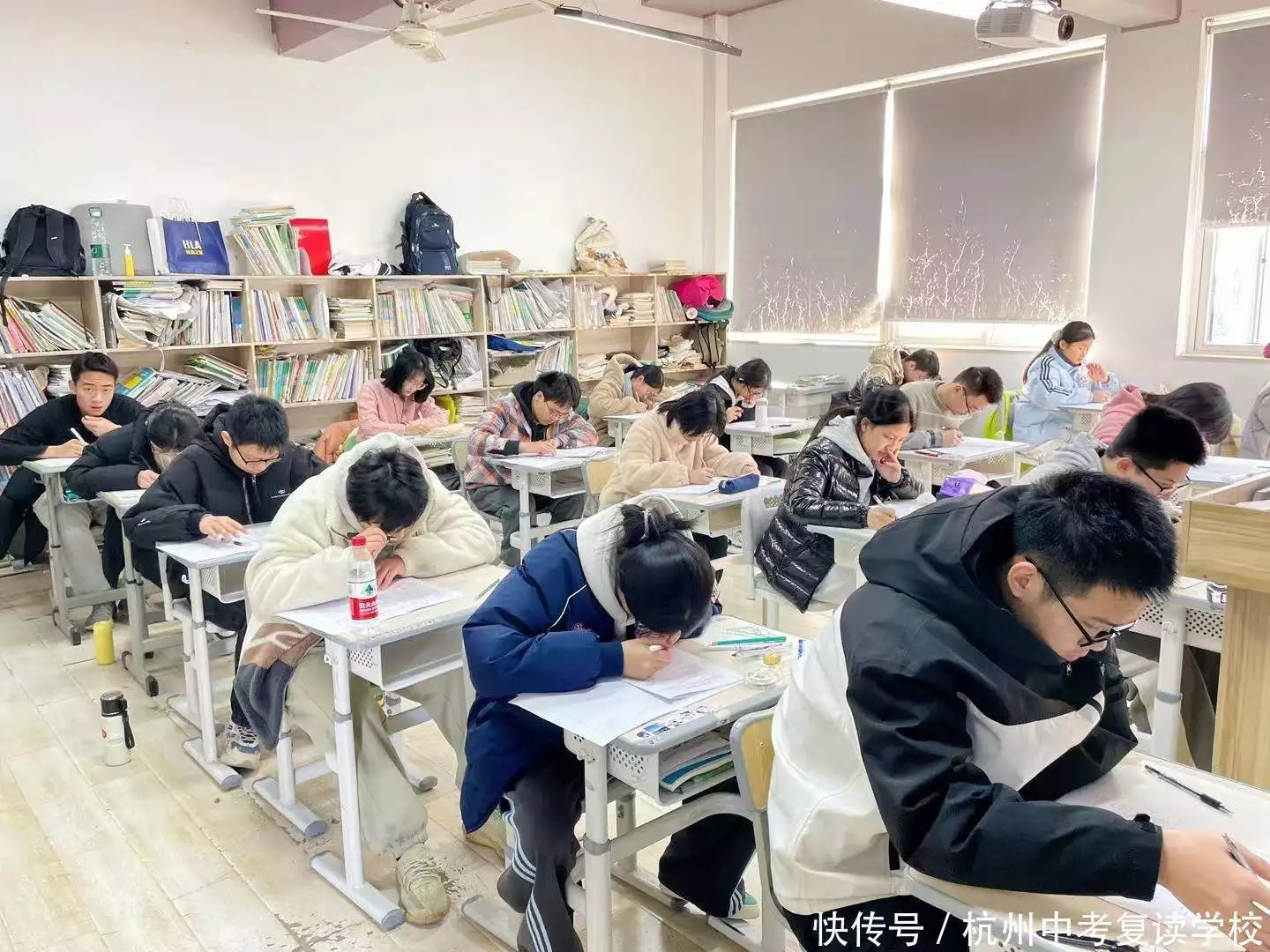 中考复读生经验_杭州三联中复学校_复读学生