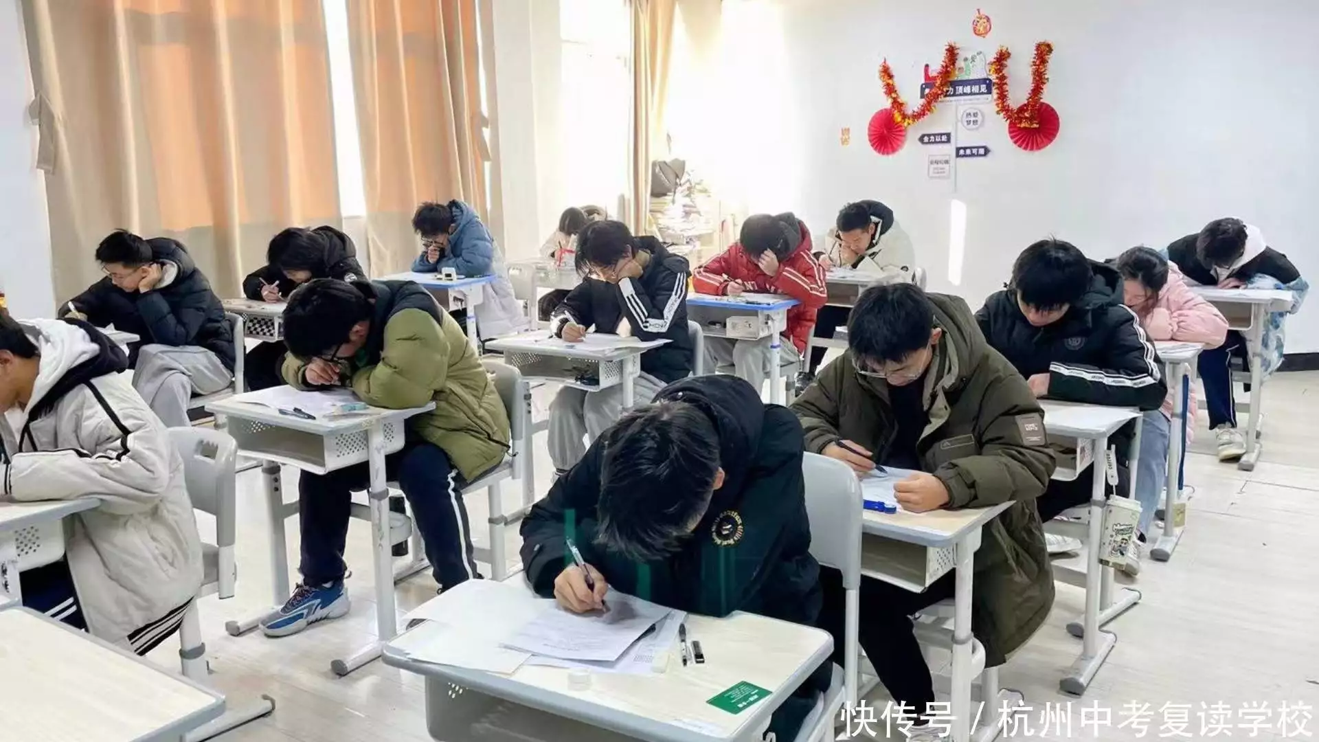 杭州中考复读学校_复读学生_杭州三联中复学校