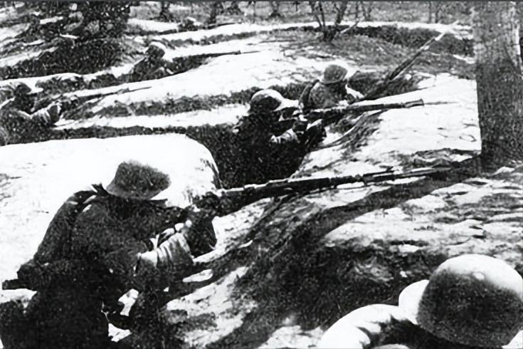 血战台儿庄1938_台儿庄战役 李宗仁 桂系将领