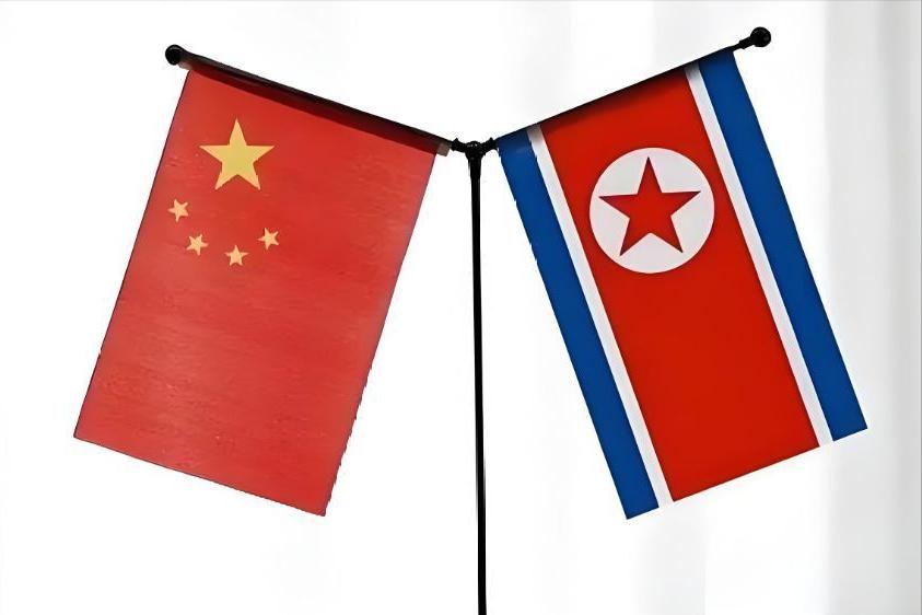 金正恩观摩导弹发射 朝韩军事政治分析_朝鲜导弹能打到北京吗_朝鲜导弹试射 日本找中国抗议