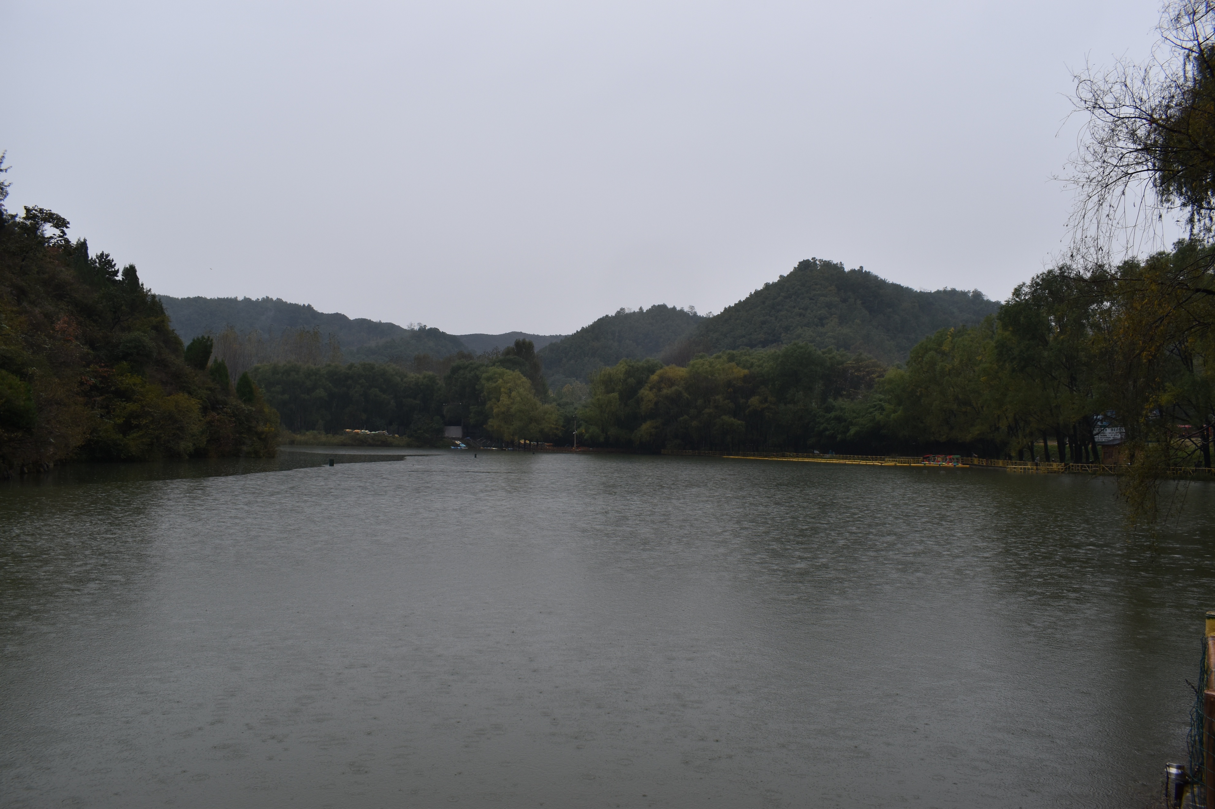 豫西大峡谷 河南漂流景点 汉光武帝刘秀相关景点_去南阳豫西大峡谷漂流要带什么
