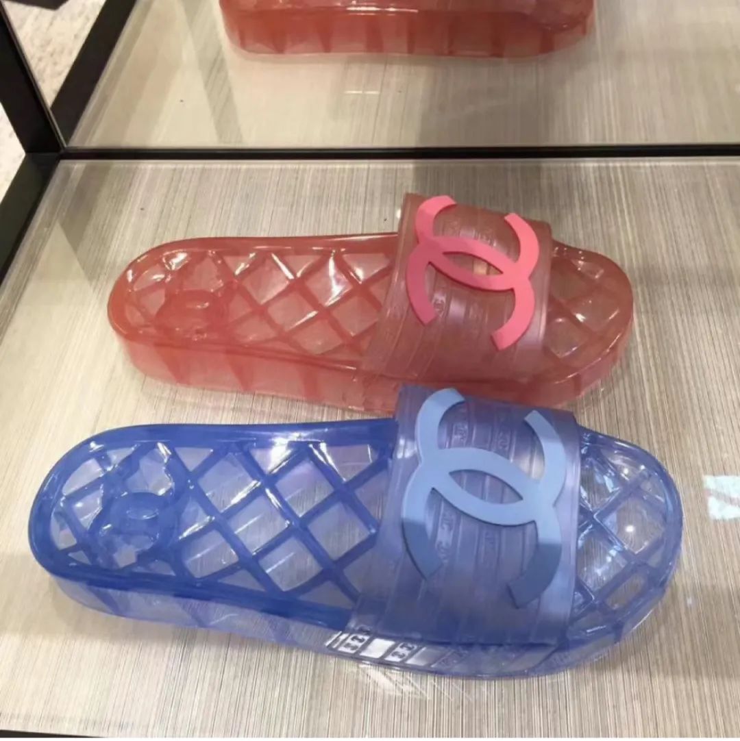 奢侈品童年回忆 玷污_fendi官网没价格_Fendi限量款吊饰 全国仅有5只