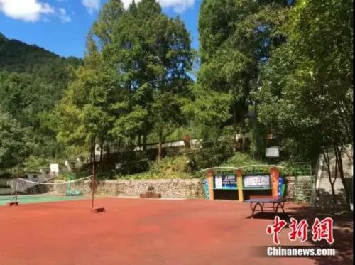 乡村教师支教经历_乡村小学教师生活_去乡村支教到妈妈全文
