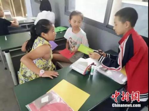乡村小学教师生活_去乡村支教到妈妈全文_乡村教师支教经历