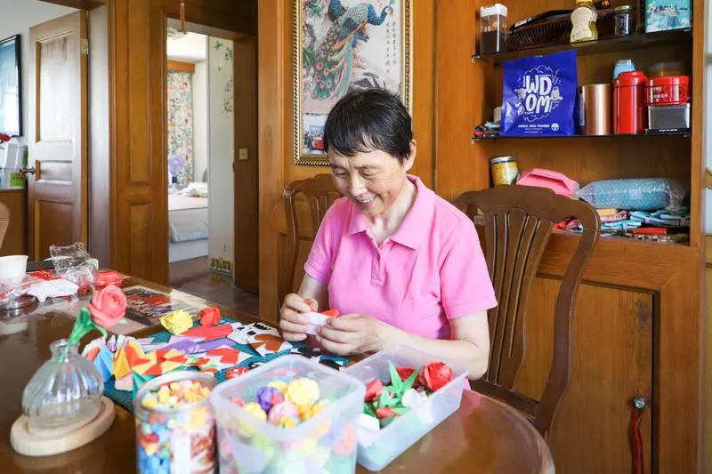 折送给老师的折纸_退休教师折纸_张堰镇折纸达人