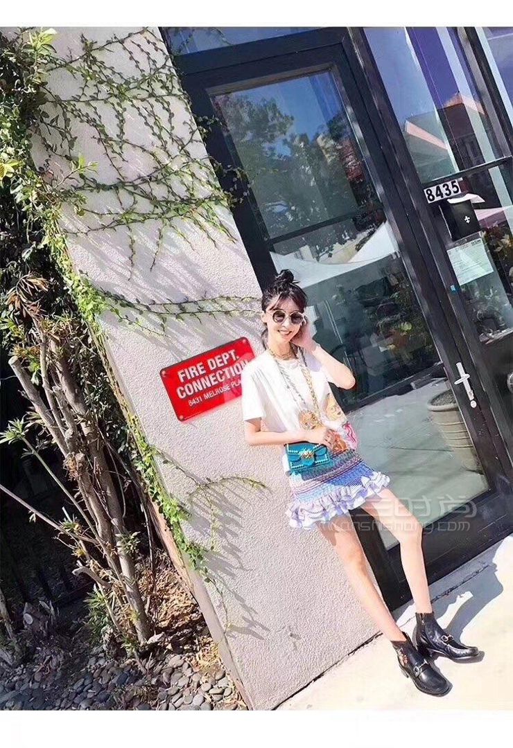 Gucci古奇 Broadway小蜜蜂钻扣翻盖链条包489218湖水蓝丝绒水晶钻昆虫扣迷你女包-14