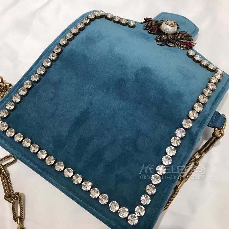 Gucci古奇 Broadway小蜜蜂钻扣翻盖链条包489218湖水蓝丝绒水晶钻昆虫扣迷你女包-10