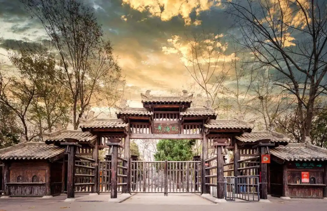 水浒传景阳冈_山东阳谷景阳冈旅游区_水浒穿越武松的小说