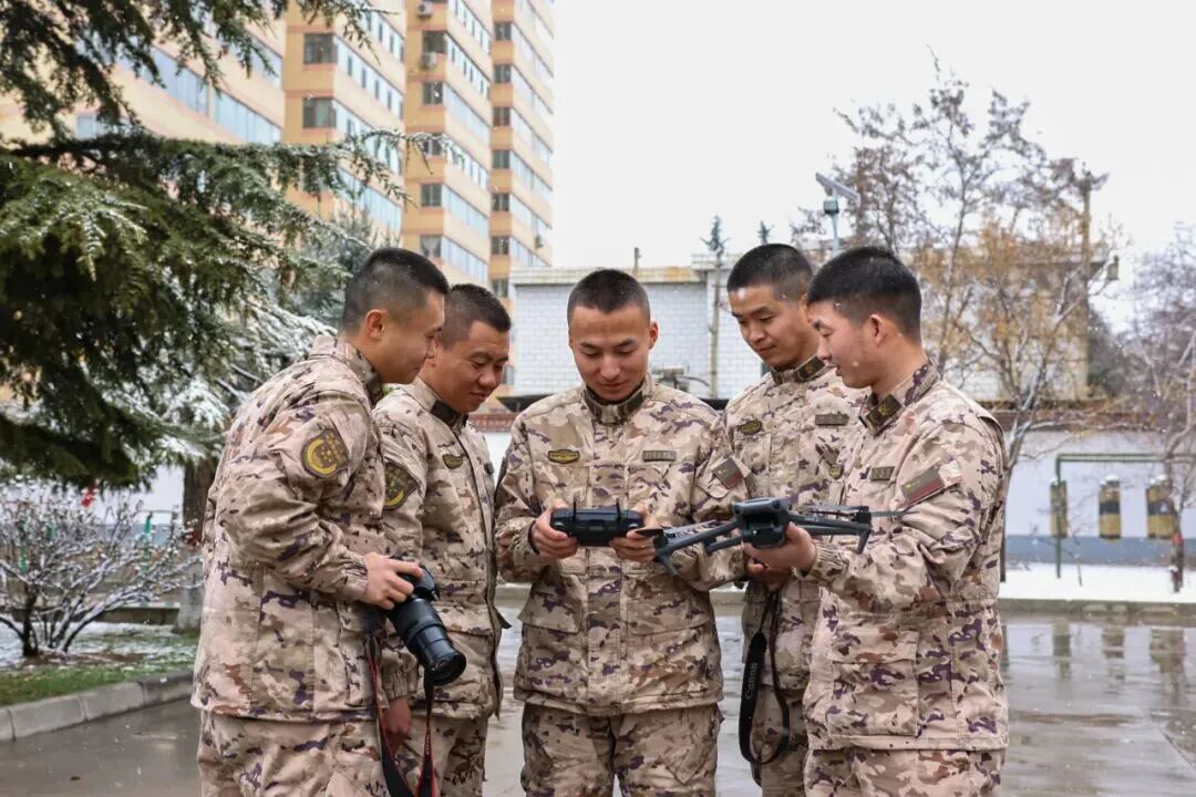 新闻线索挖掘技巧_新闻镜头要点_武警甘肃总队新闻报道员培训