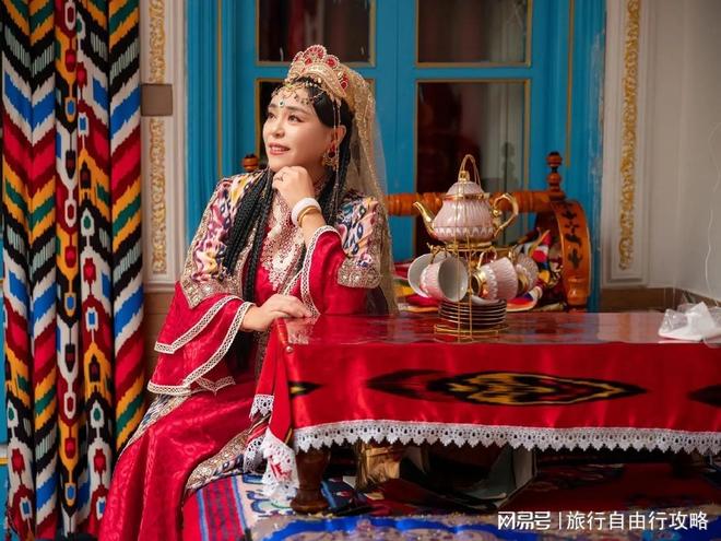 新疆10天9晚旅游攻略_新疆旅游规划师阿洁_新疆自驾游线路推荐