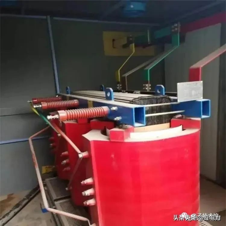 315变压器最大负荷_变压器规格类型_变压器工作原理与结构