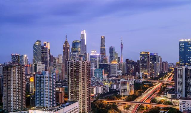 房产投资策略_李迅雷2026房价_楼市趋势分析