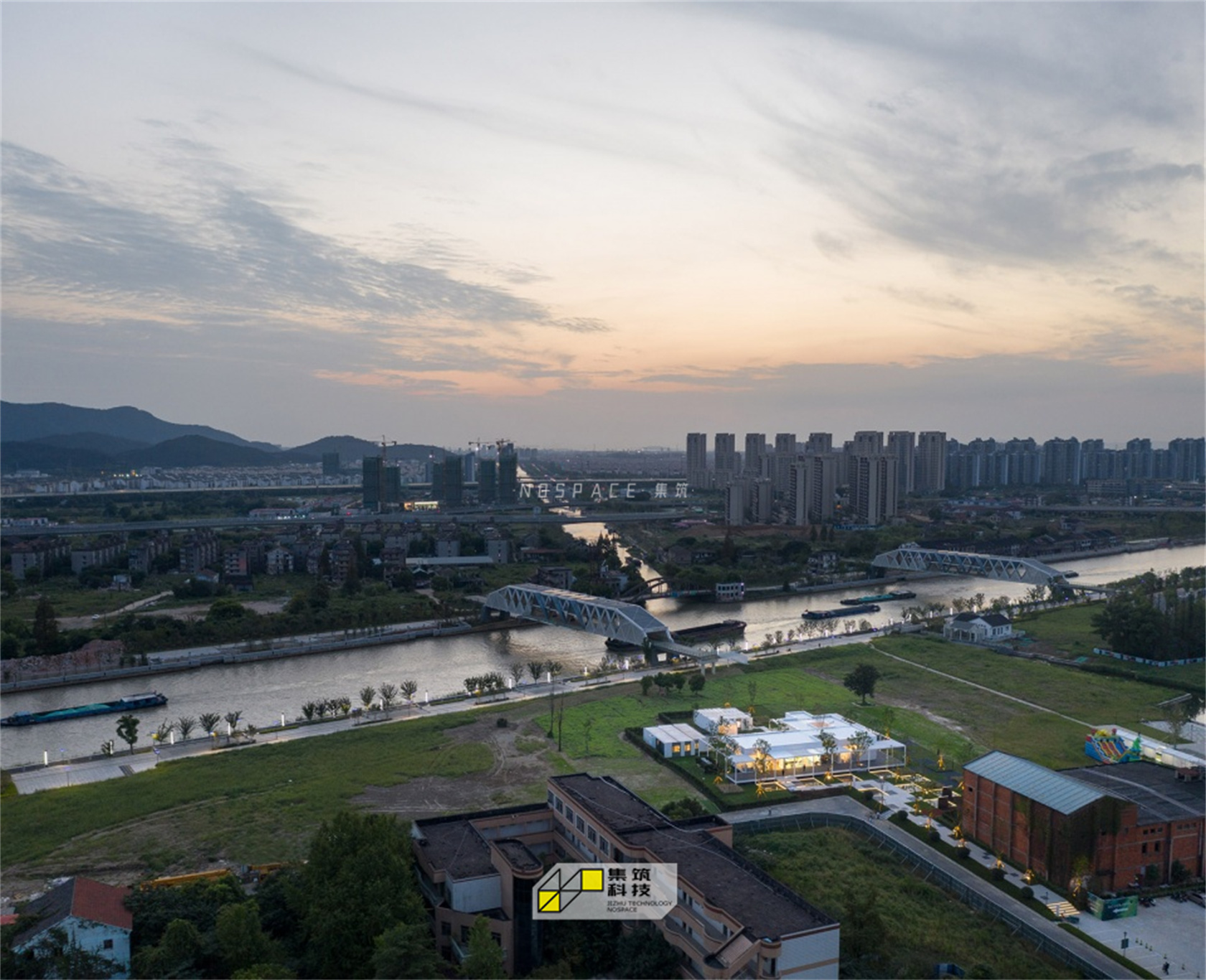 集装箱建筑案例_装配式集装箱模块化售楼处_苏州售楼处设计趋势