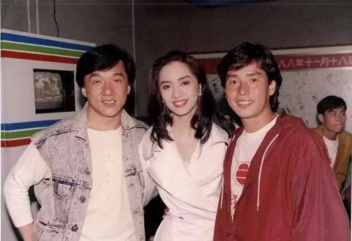 成龙向华强矛盾详细情况_梅艳芳葬礼向华强_1993梅艳芳生日宴会成龙向华强冲突