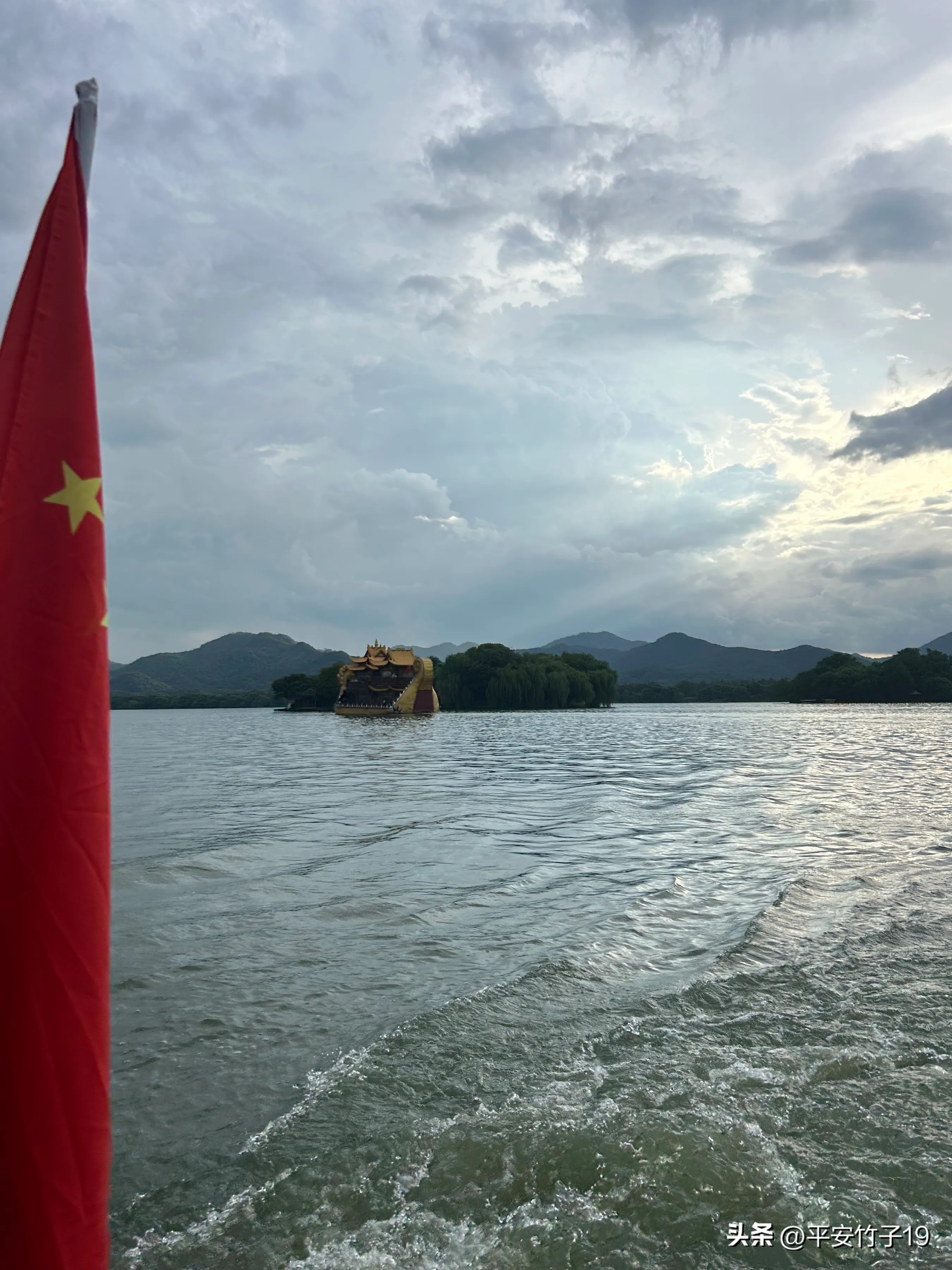 杭州苏堤六桥_杭州西湖国宾馆_杭州汉庭西湖文化广场店