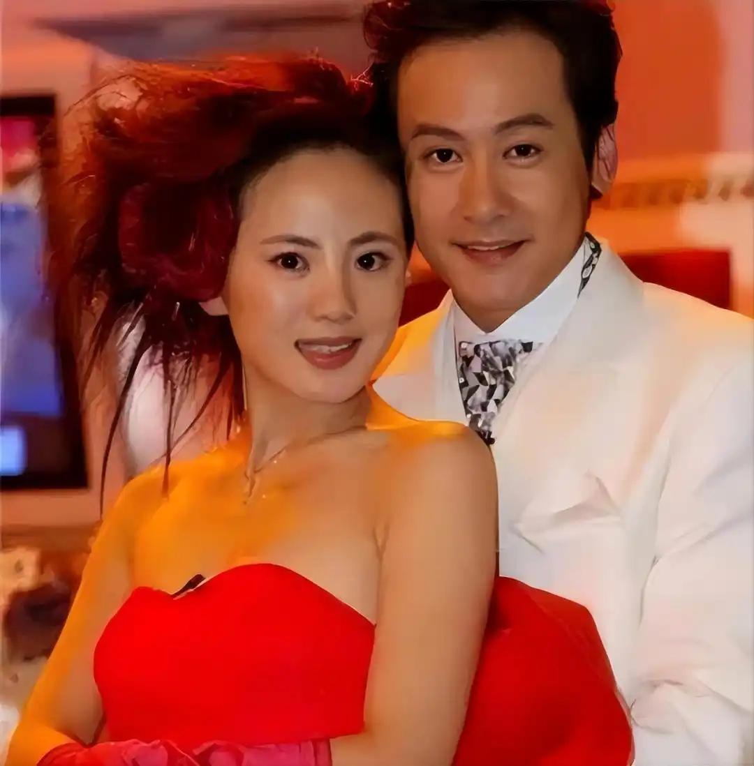 邱心志儿子_王艺璇离婚后带着儿子生活_王艺璇邱心志婚姻经历