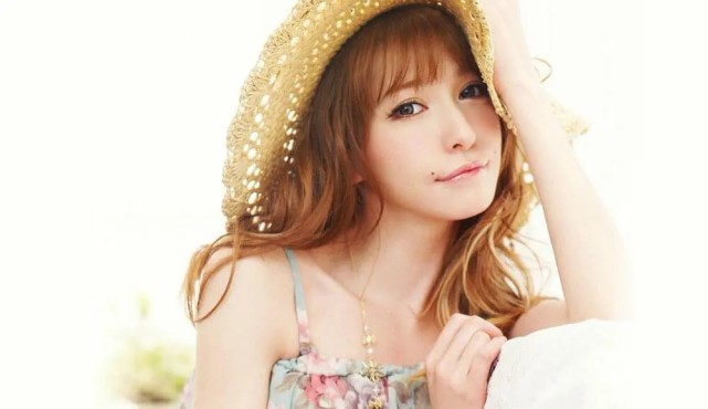藤井莉娜 高清照片_藤井莉娜街拍_藤井莉娜 汪东城 恋情