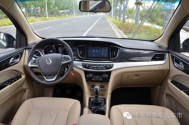 宝骏310mpv_宝骏560试驾体验_宝骏730MPV实用性评测