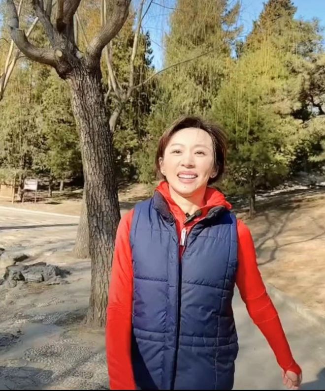 欧阳夏丹消失三年后现身_欧阳夏丹卸妆后图片_央视主持人欧阳夏丹近况