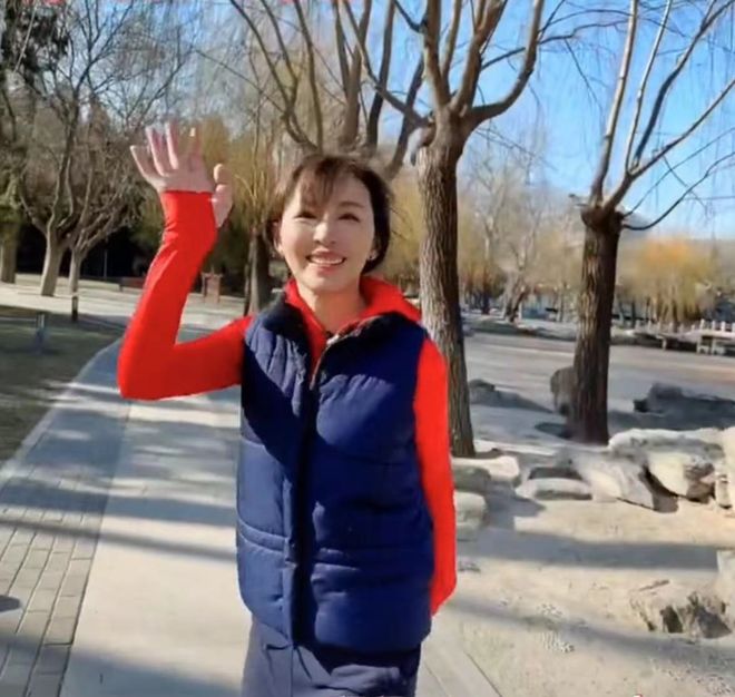 欧阳夏丹消失三年后现身_欧阳夏丹卸妆后图片_央视主持人欧阳夏丹近况