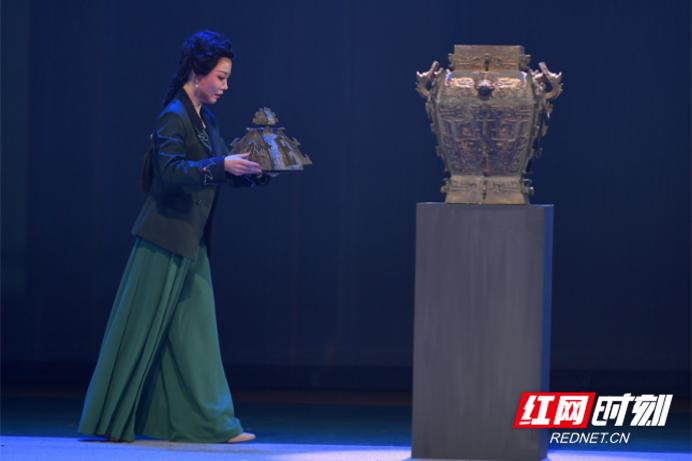 湖南省京剧团惠民演出_京剧后继无人窘境_湖南京剧保护传承中心