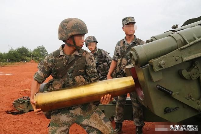 59式130毫米加农炮_苏军M-46型加农炮_老式火炮结构图