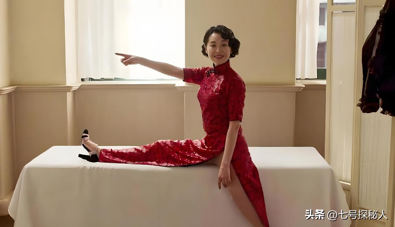 身材犯规的女明星 柳岩 人间水蜜桃_柳岩的胸有多大浴照