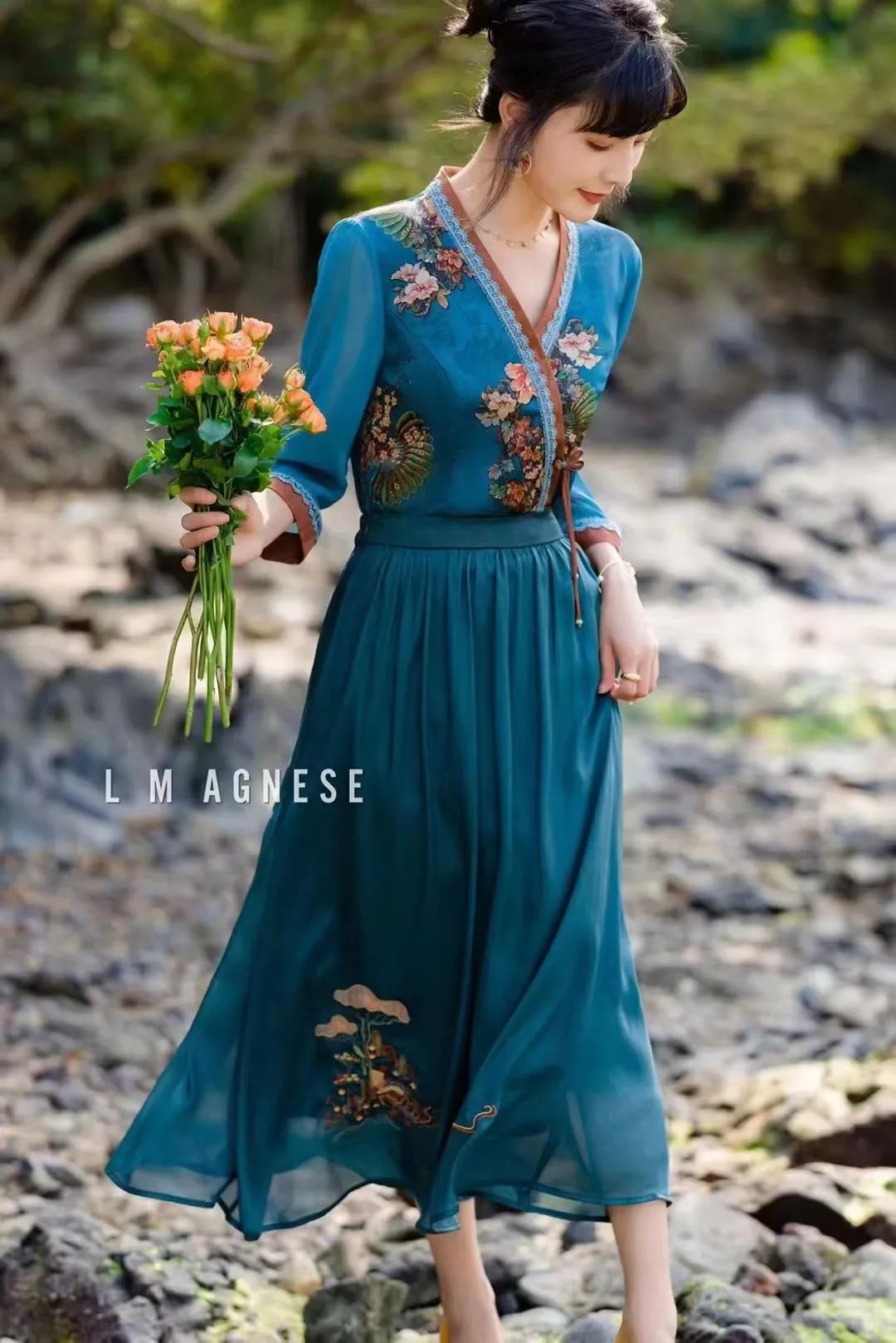 熟龄女装品牌推荐_妈妈的衣服有哪些品牌_中老年女装品牌排名