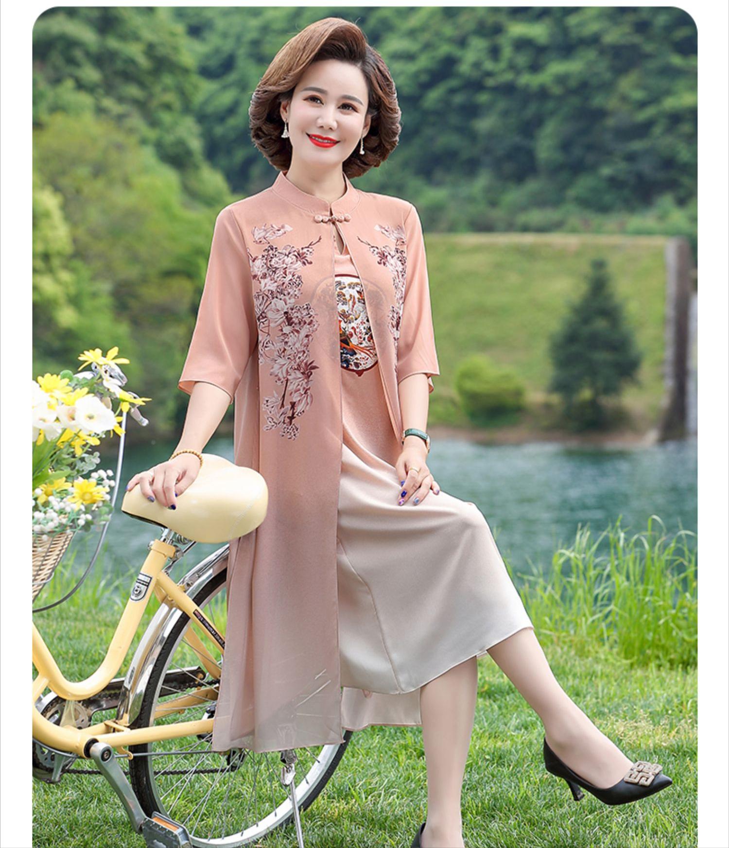 熟龄女装品牌推荐_妈妈的衣服有哪些品牌_中老年女装品牌排名
