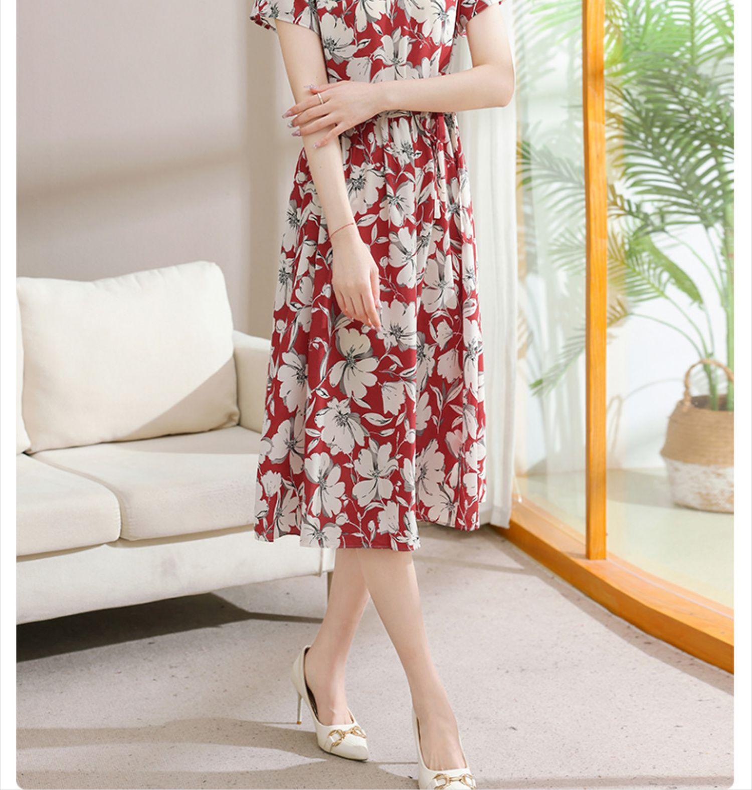 妈妈的衣服有哪些品牌_中老年女装品牌排名_熟龄女装品牌推荐