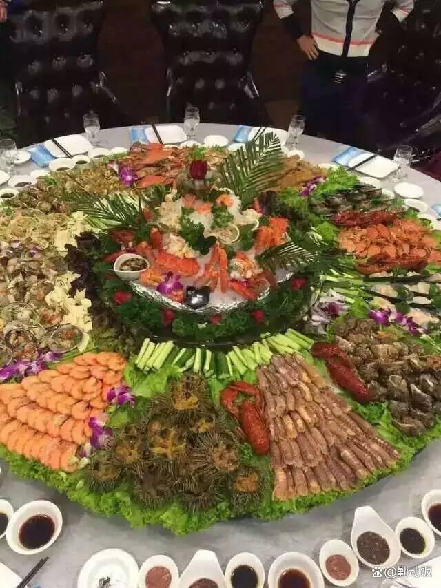 丹东凤凰山上山路线_丹东两天游行程安排_丹东凤凰山玻璃栈道攻略