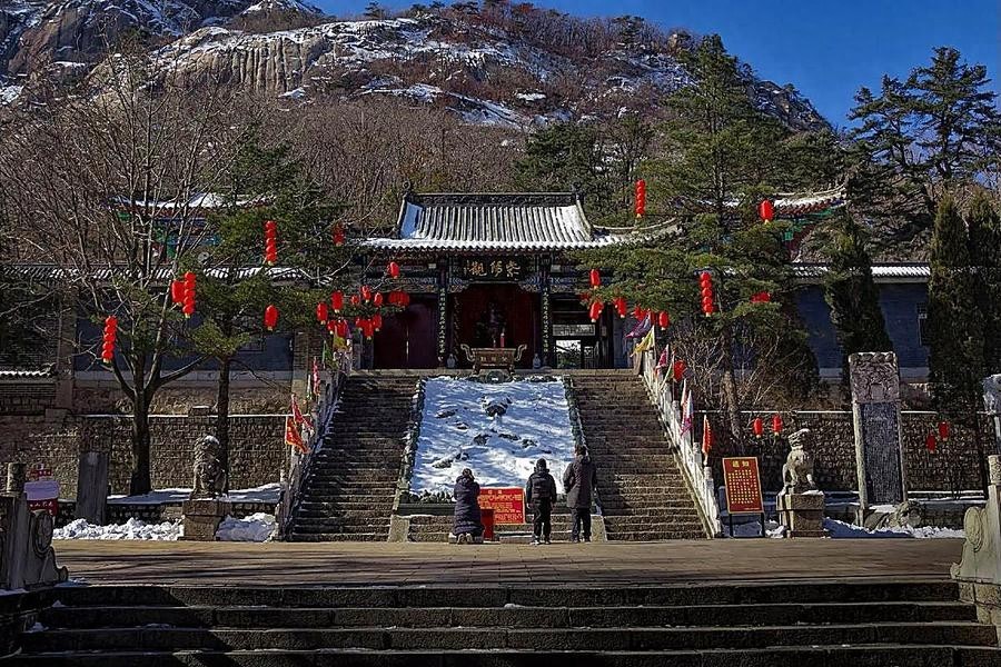 凤凰山脚下的紫阳观_辽宁丹东紫阳观_丹东凤凰山上山路线