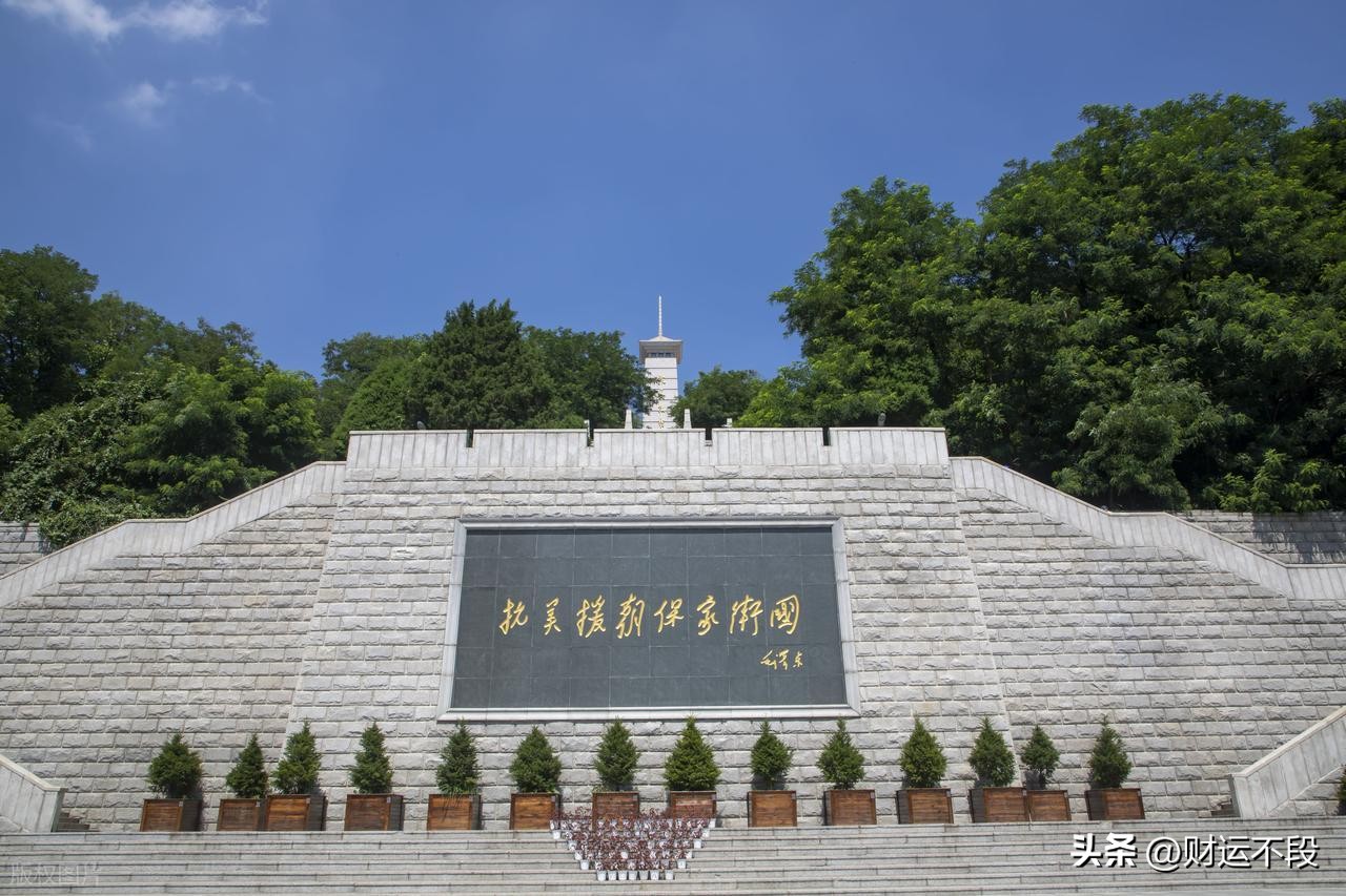 丹东凤凰山上山路线_丹东旅游攻略_鸭绿江断桥虎山长城
