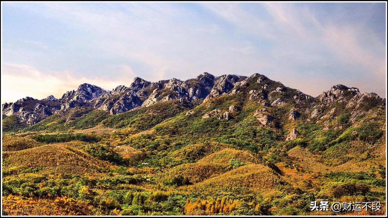 丹东旅游攻略_丹东凤凰山上山路线_鸭绿江断桥虎山长城
