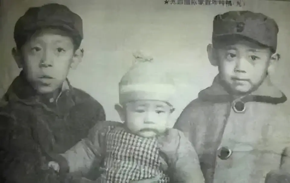 姜文电影作品姜武演技对比_陈佩斯戏台电影姜文姜武兄弟关系_姜文姜武合演的一部古代电影