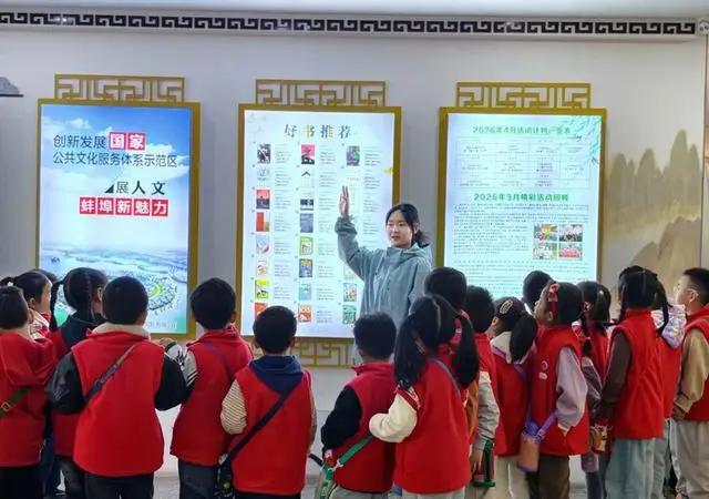蚌埠市区瞧不起怀远人_蚌埠市公共图书馆阅读氛围浓厚_蚌埠市图书馆借阅量统计数据