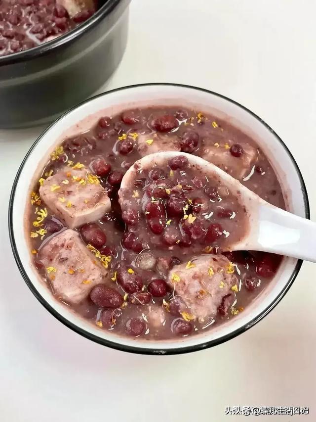 银耳红薯羹食谱_芋头粥的文化_抗衰老家常菜