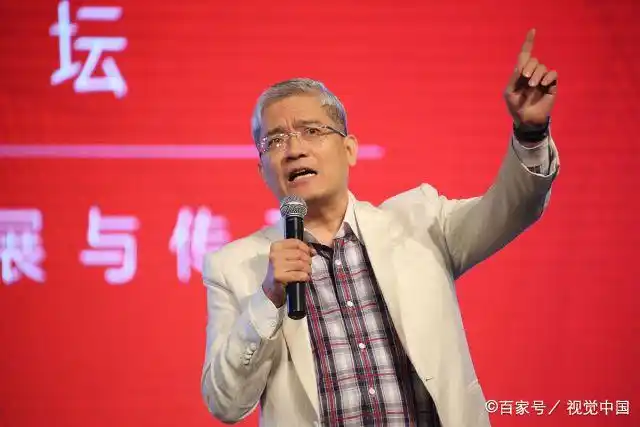 郎咸平学渣逆袭经历_郎咸平财经_郎咸平从声名鹊起到声名狼藉