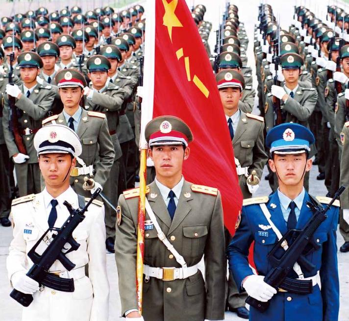 中国人民解放军建军96周年_中国人民解放军军服发展历程_陆军军服图片