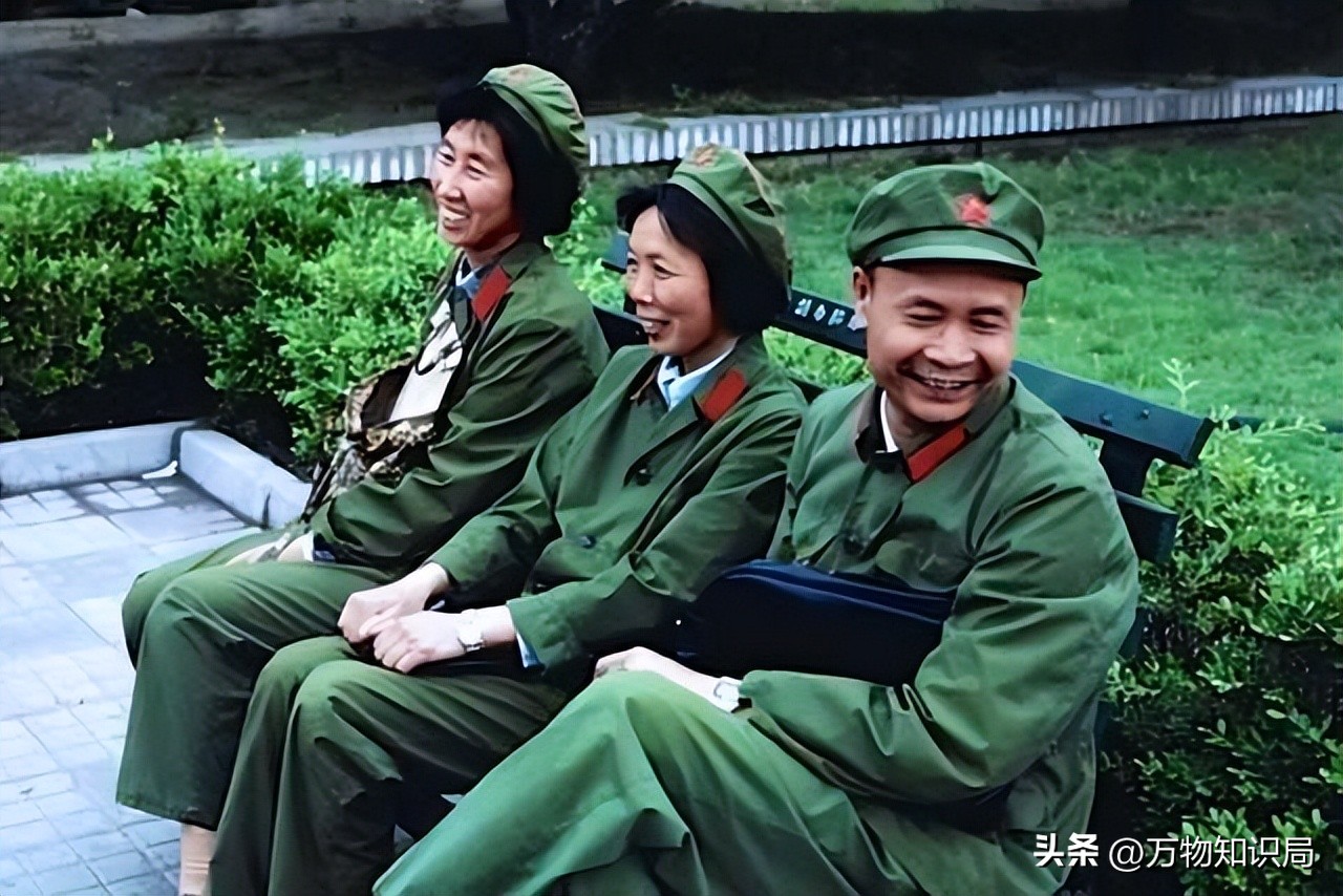65式军服 服役时间最长 6070年代回忆_陆军军服图片
