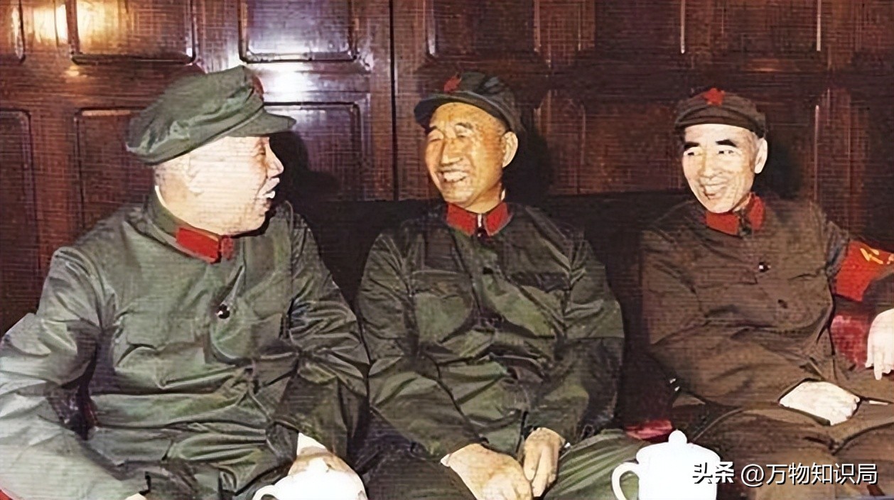 陆军军服图片_65式军服 服役时间最长 6070年代回忆